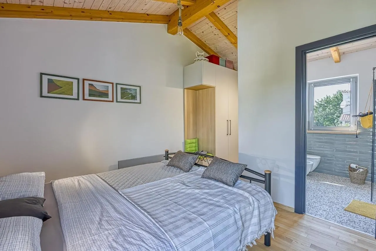 Villa Dvi Ladonje Tar-Vabriga Holiday home