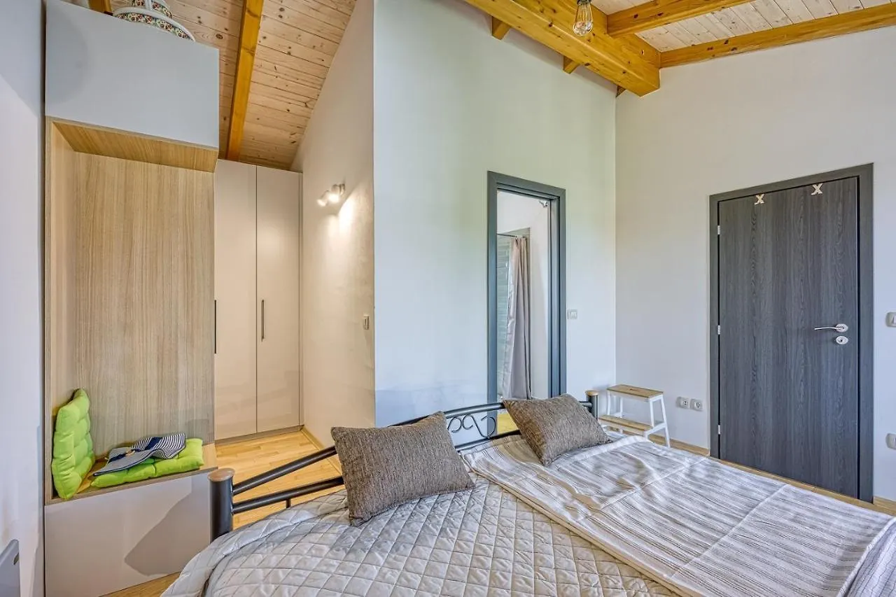Villa Dvi Ladonje Tar-Vabriga Croatia